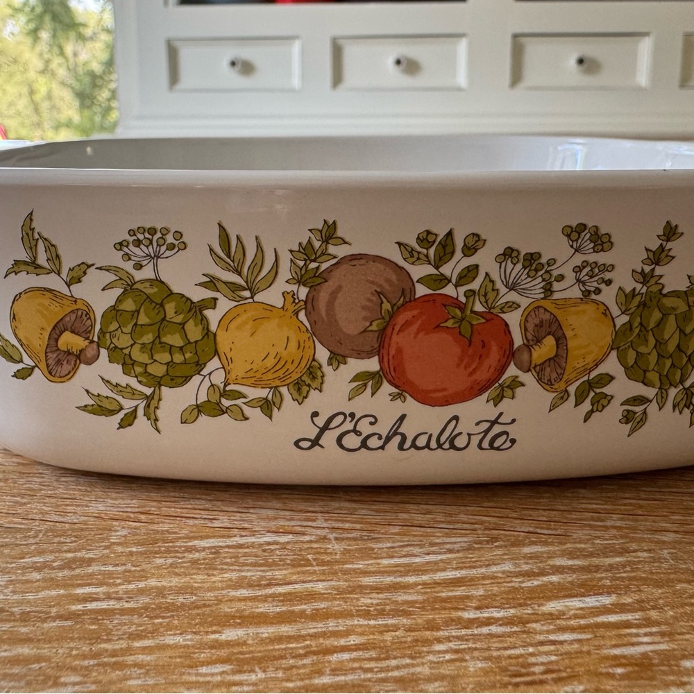 Vintage Corningware Spice of Life 1 Qt Casserole - Picture 2 of 7